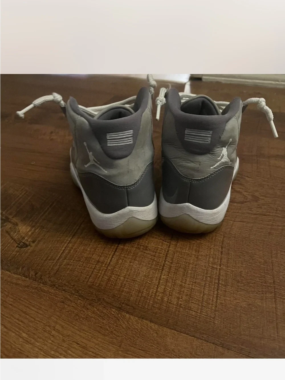 Jordan 11 cool grey size 10.5 men